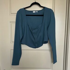 Aritzia Sunday Best Zip Long Sleeve